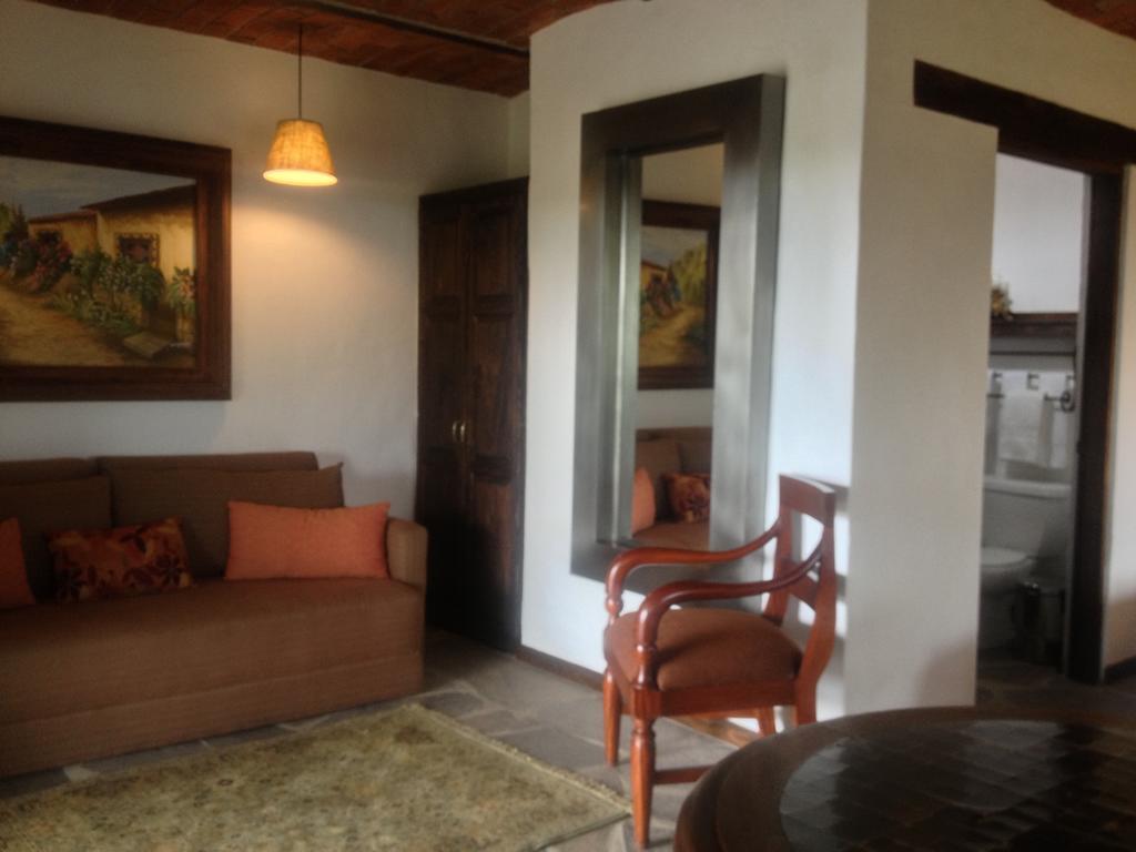 Hotel Villa Cassis تابالبا الغرفة الصورة