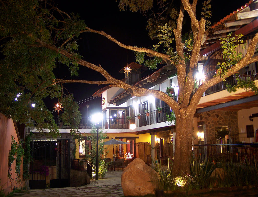 Hotel Villa Cassis تابالبا المظهر الخارجي الصورة